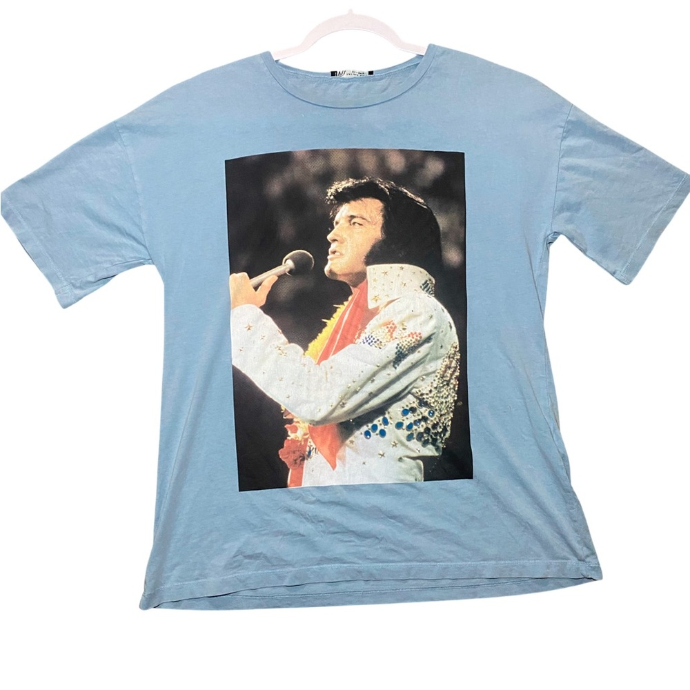 Elvis shirt only worn once with red and white design on back